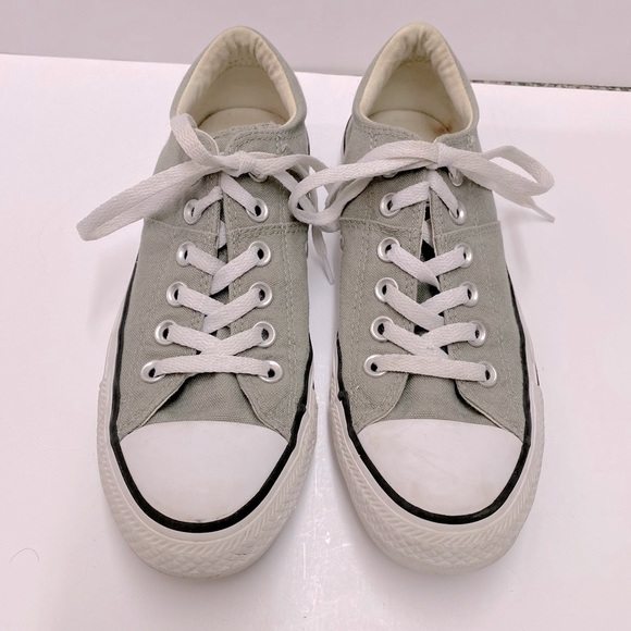 Converse All Star Canvas Gray Low Top Sneaker Tennis Shoes Women's Sz 7 - Picture 1 of 6